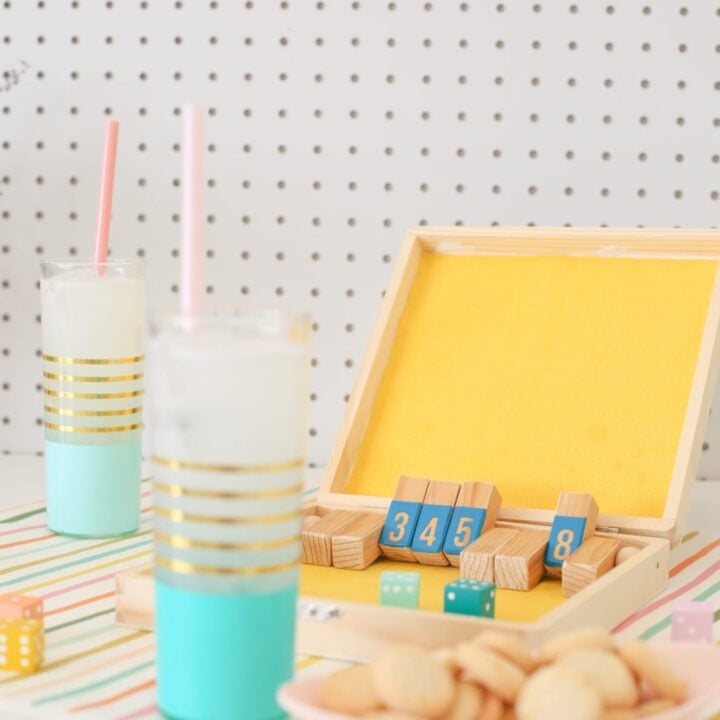 How to make a shut the box game