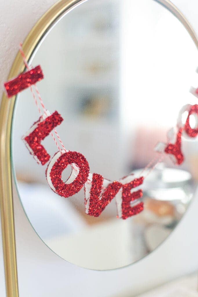 valentine garland