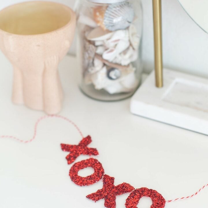 valentine garland