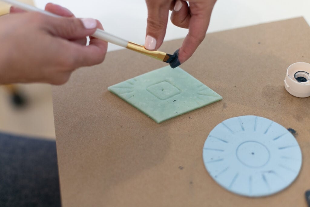 how to make an incense holder