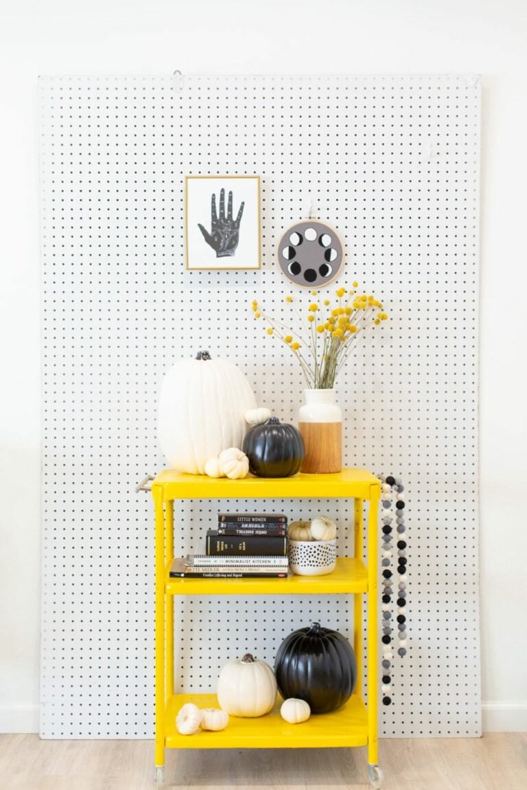 Modern Black and White Halloween Decor