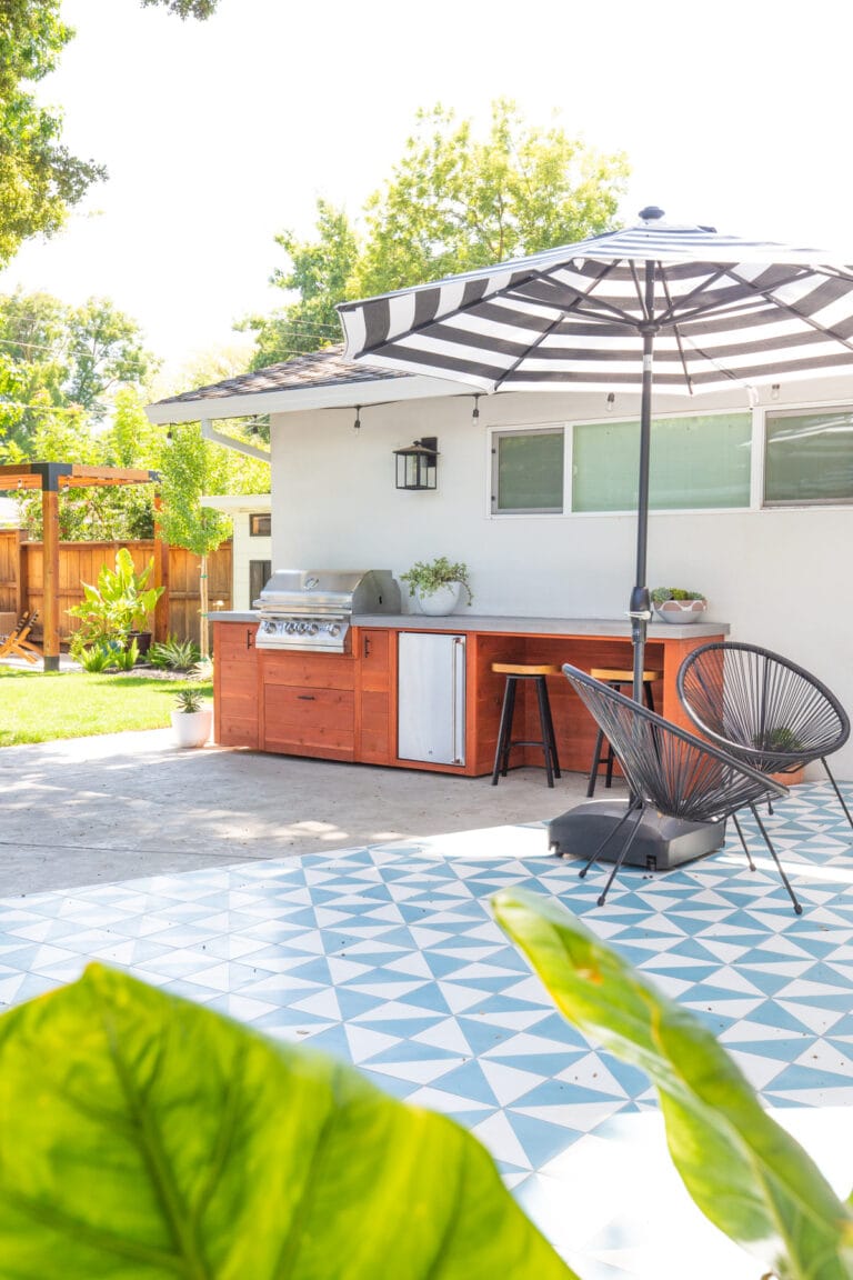 DIY Outdoor Kitchen Design (Built with Redwood!)