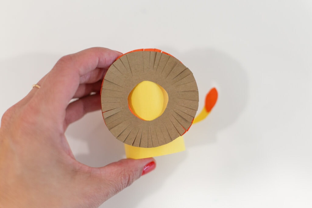 how to make a paper lion