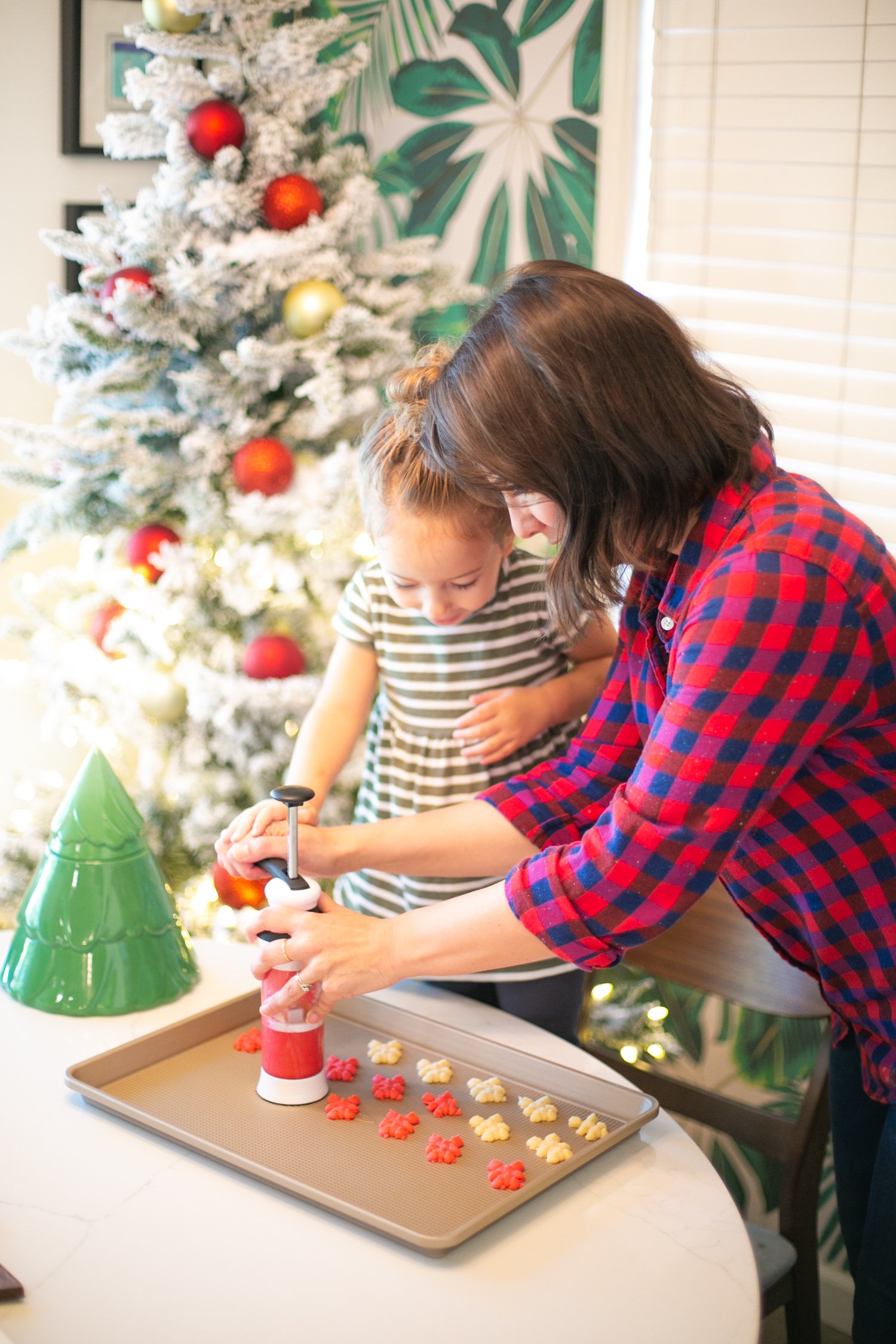 Christmas spritz cookie recipe