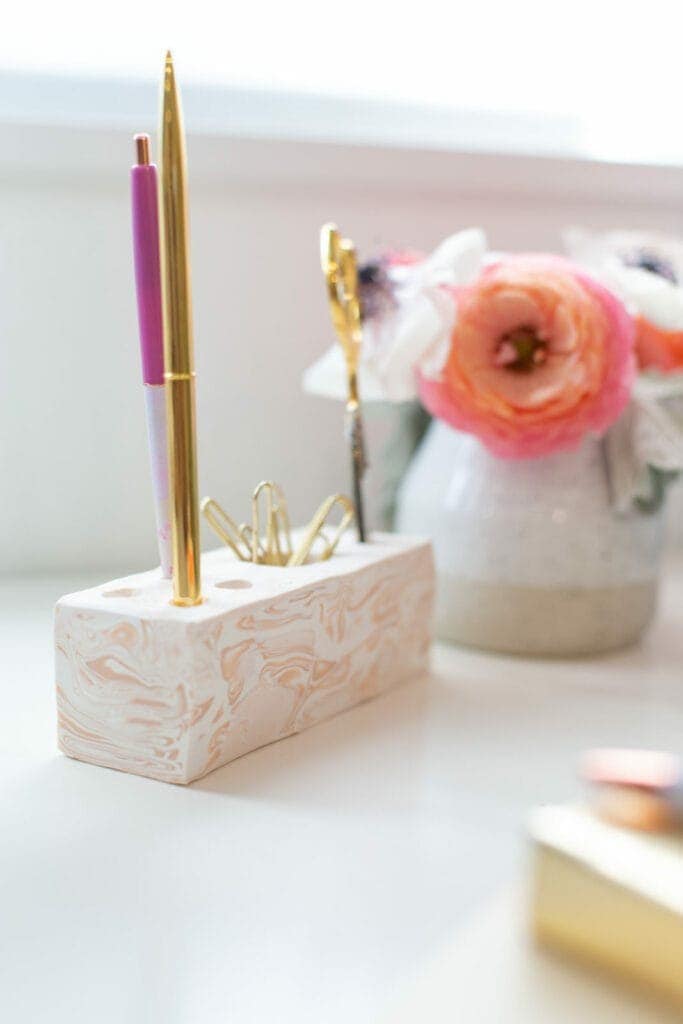How to make a modern desk organizer
