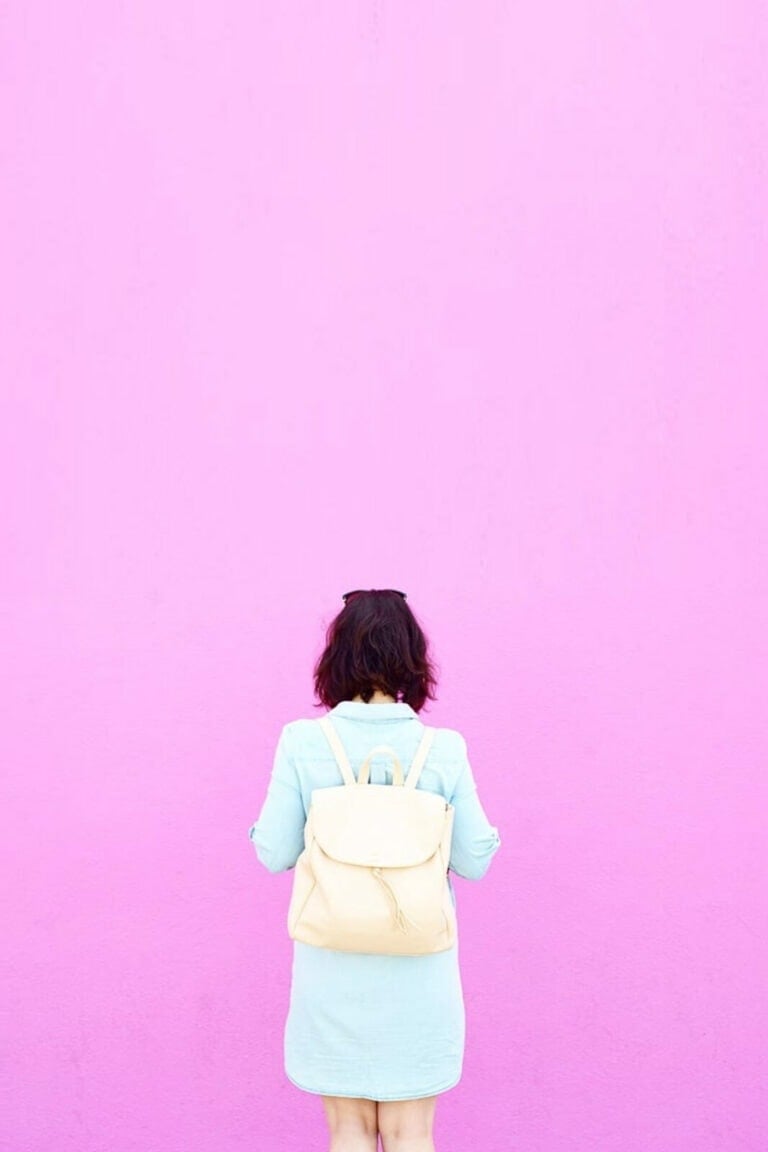 how bloggers make money
