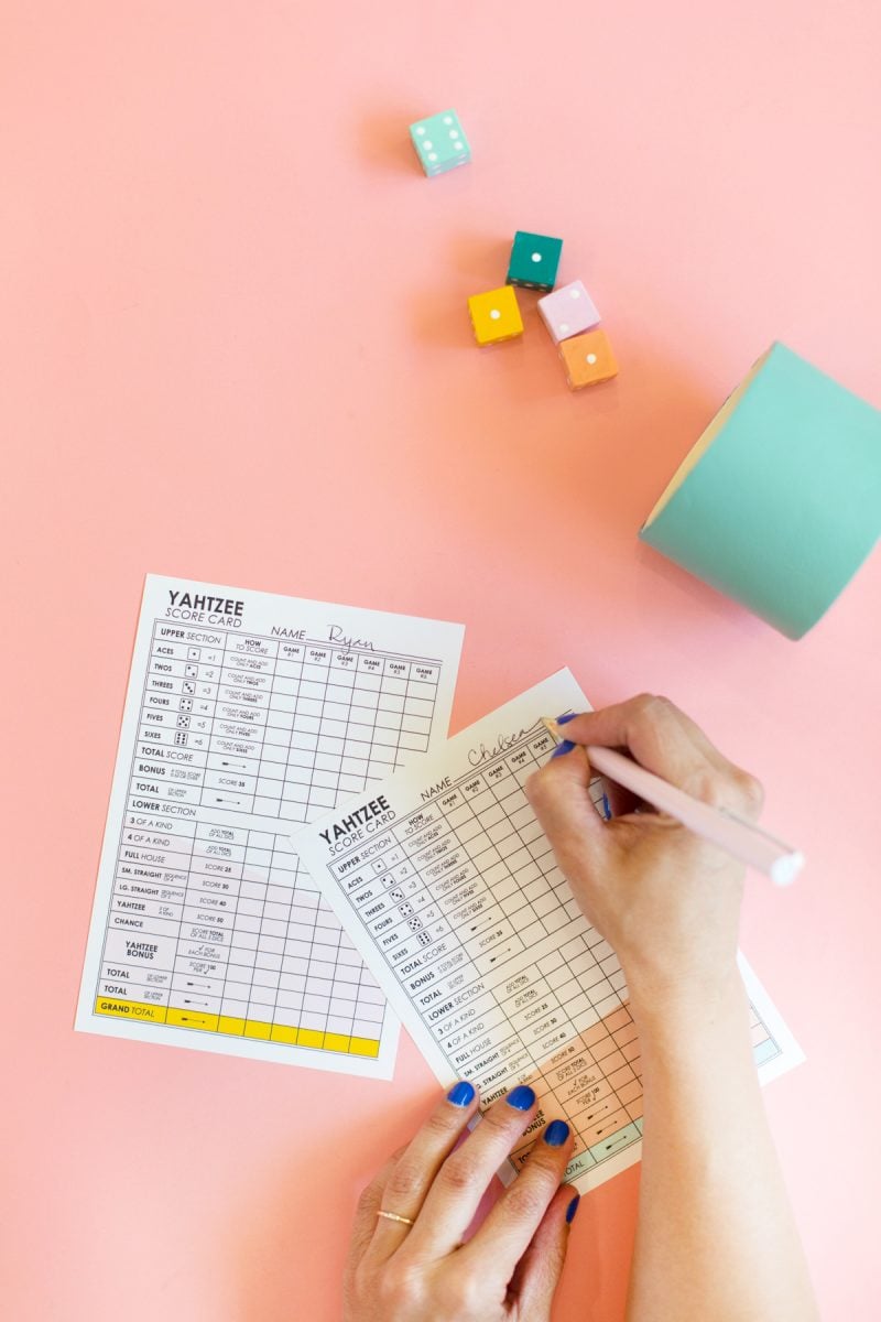 How to Make a DIY Yahtzee Game