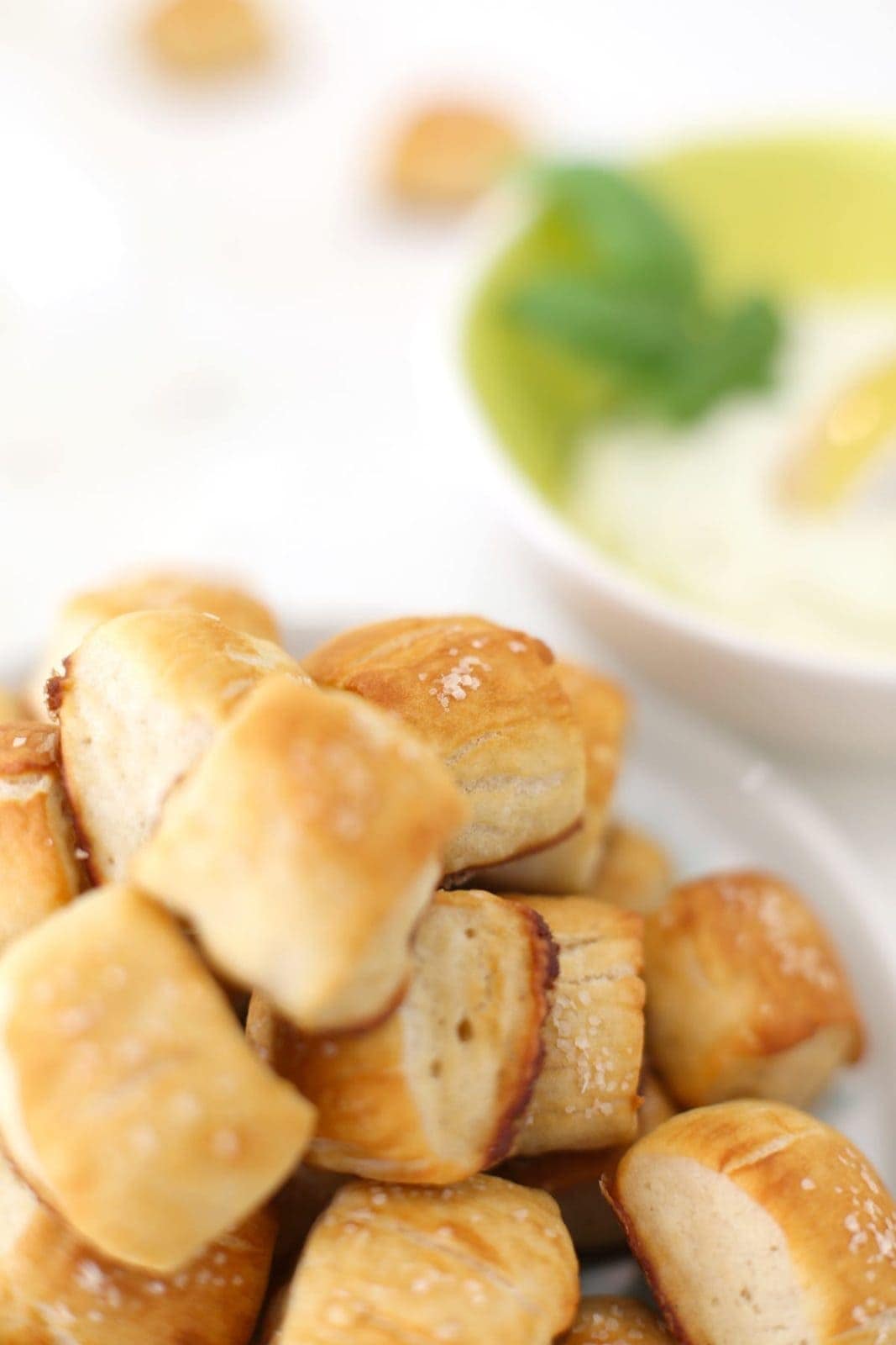 homemade soft pretzel bites