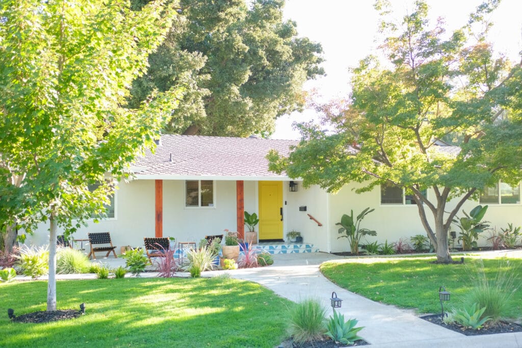 how to wrap front porch columns on a 1950's ranch style house